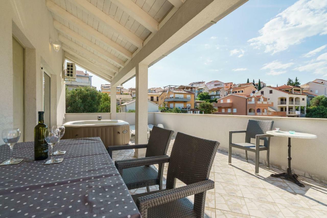 Terrasol Apartments Trogir Eksteriør billede
